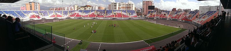 Stadiumi Loro Boriçi