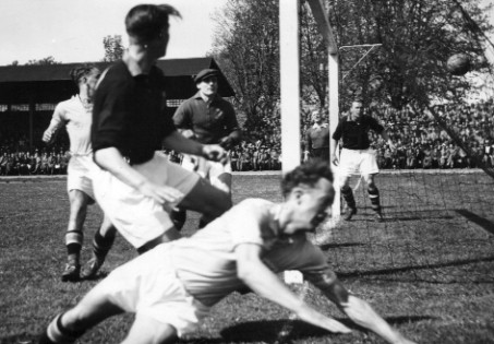 Sunday 2 May 1943  Malmö FF - AIK 2-0 (?-0)  Malmö IP, Malmö