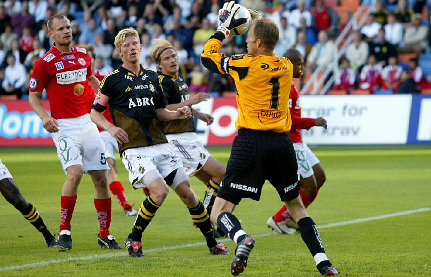 Wednesday 7 July 2004, kl 19:00  AIK - Kalmar FF 1-1 (0-1)  Råsunda Fotbollstadion, Solna