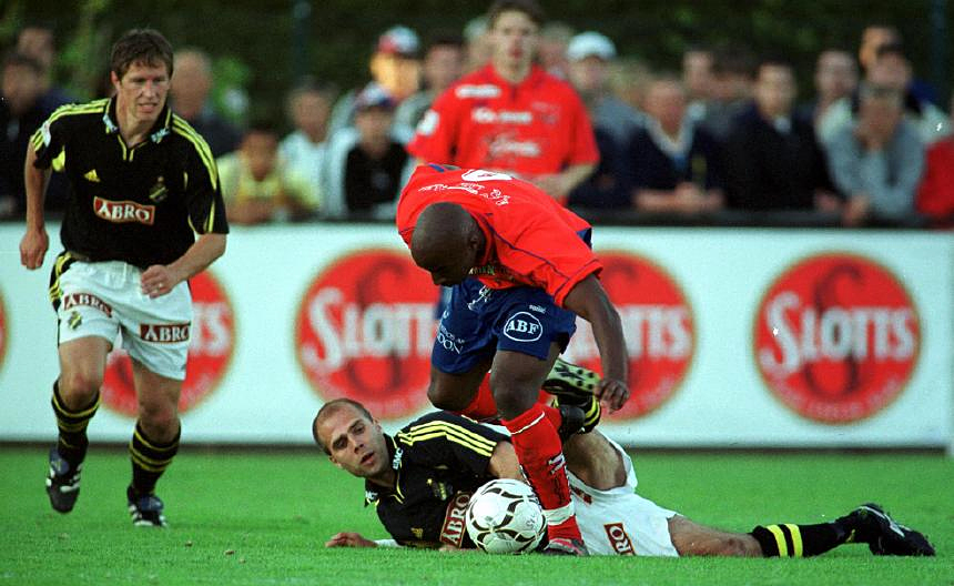 Thursday 11 May 2000, kl 19:00  Gunnilse IS - AIK 0-2 (0-0)  Hjällbovallen, Angered