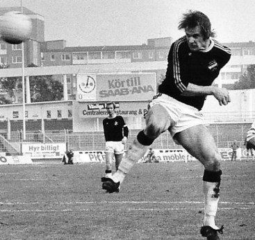 Sunday 9 October 1977, kl 13:30  Malmö FF - AIK 1-3 (1-2)  Malmö Stadion, Malmö