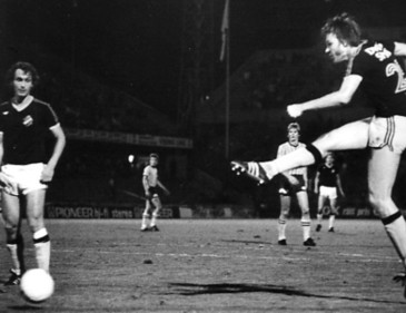 Thursday 2 September 1976, kl 19:00  AIK - Djurgårdens IF 5-0 (1-0)  Råsunda Fotbollstadion, Solna