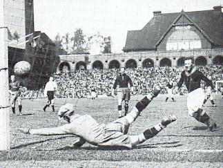 Sunday 11 May 1930, kl 13:30  AIK - Örgryte IS 3-3 (2-2)  Stockholms stadion, Stockholm