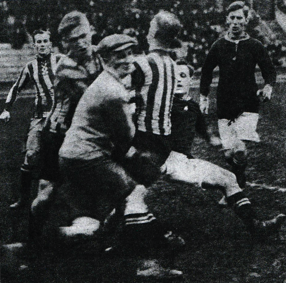 Sunday 11 November 1917  Djurgårdens IF - AIK 3-1 (1-1)  Stockholms stadion, Stockholm